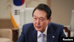 윤석열 한국 대통령이 28일 '로이터' 통신과 인터뷰했다.