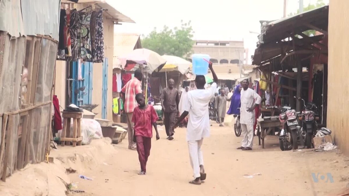 Muslims and Christians Share Compound in Niger