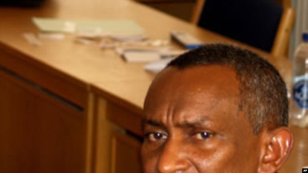 Maxbuub Macalim oo Somaliland ku sugan