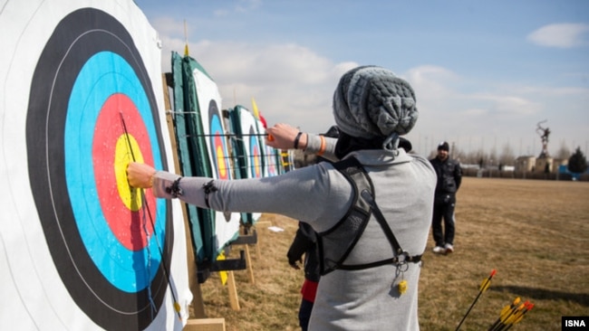 The final of the Iranian women's archery ranking competitions Photo: Mona Hobeh Fekr