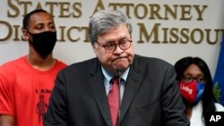 El secretario de Justicia de EE.UU., William Barr, autoriza investigar denuncias de fraude electoral tras las elecciones del 3 de noviembre de 2020.