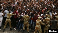 Abigaragamvya mu ntara ya Oromiya bahanganye n'abajejwe umutekano
