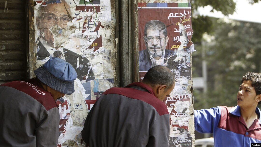 Muhammad Mursi yoki Ahmad Shafiq...