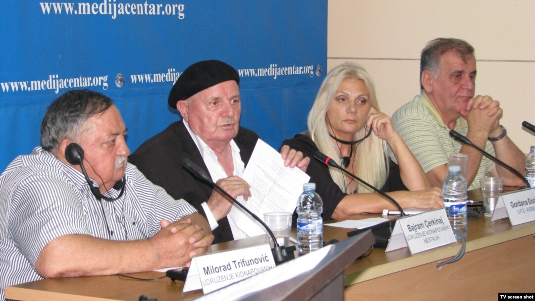 Učesnici debate,,(Ne) aktuelne teme briselskog dijaloga - važne teme o kojima se u Briselu nije razgovaralo i zašto"? (Foto: Budimir Ničić)