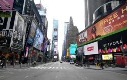 Suasana di Manhattan, New York yang sepi pengunjung selama pandemi menjadi tantangan bagi pemilik bisnis di sana.