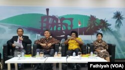 Diskusi mengenai otonomi khusus Papua di Jakarta, Selasa, 10 September 2019. (Foto: VOA/Fathiyah)