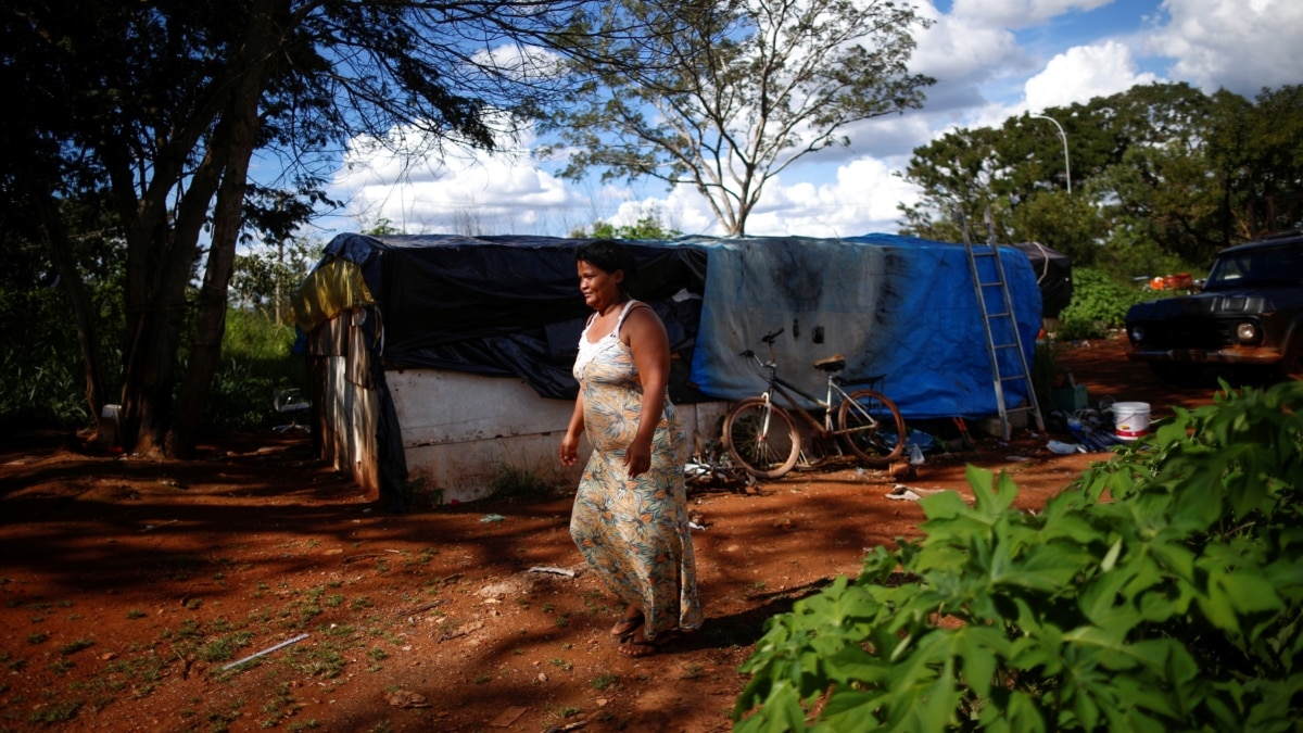 In Brazil, Millions Fall Back Into Poverty as Pandemic Aid Ends
