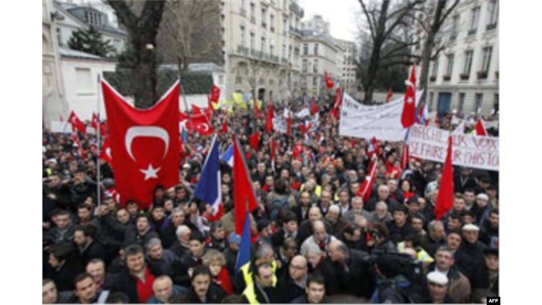 Turkiya Fransiyaga sanksiya qo'yadi
