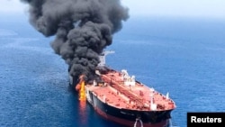 Oman ပင်လယ်ကွေ့မှာ တိုက်ခိုက်ခံခဲ့ရတဲ့ ရေနံတင်သင်္ဘော (ဇွန်၊ ၁၃၊ ၂၀၁၉)