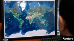 An analyst monitors from a computer screen in the control room of the international nuclear test monitoring agency CTBTO (Comprehensive Nuclear-Test Ban Treaty Organization) in Vienna, February 12, 2013. 