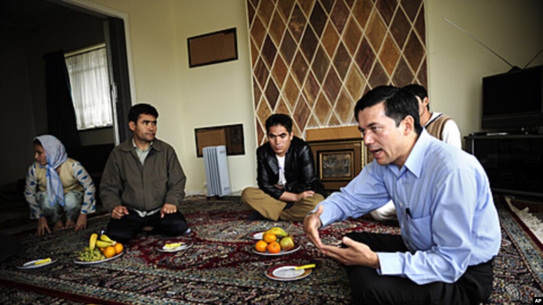 Afghan refugees gather at a house in a suburb of Adelaide, Australia. (file photo)
