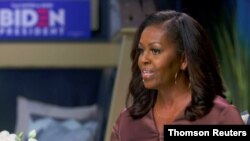 La ex primera dama de Estados Unidos Michelle Obama en el vídeo que grabó para la Convención del Partido Demócrata.