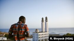 The Mosque of the Divinity at sunset, May 25, 2018, during Ramadan in Dakar, Senegal.