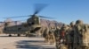 کاهش سربازان امریکایی در افغانستان به ۸۶۰۰
