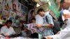 برما: نجی اخبارات شائع، نیوز اسٹینڈز پر فروخت 