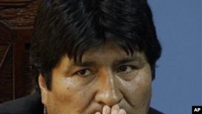 Bolivian President Set to Start Visit to Iran