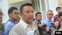 Menteri Pemuda dan Olah Raga Imam Nahrawi di kompleks Istana Kepresidenan Rabu, 24 Februari 2016 (VOA/Andylala).