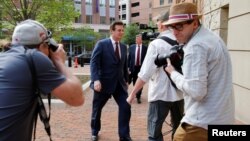 President Trump's former campaign manager Paul Manafort (C) arrives at U.S. District Court for a motions hearing in Alexandria, Virginia, U.S., May 4, 2018. 