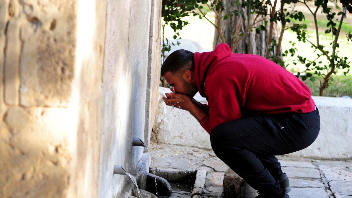 Amid Drought, Tunisians Ration Water
