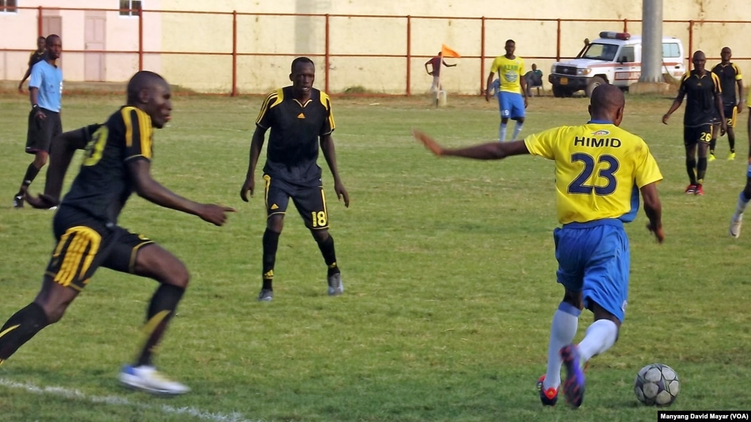 The announcement that former Portuguese international soccer player Luis Figo is helping to set up a football academy in South Sudan comes days after South Sudan’s Al-Nasir FC took a 5-0 beating from Tanzania's Azam side. (VOA/David Mayar)