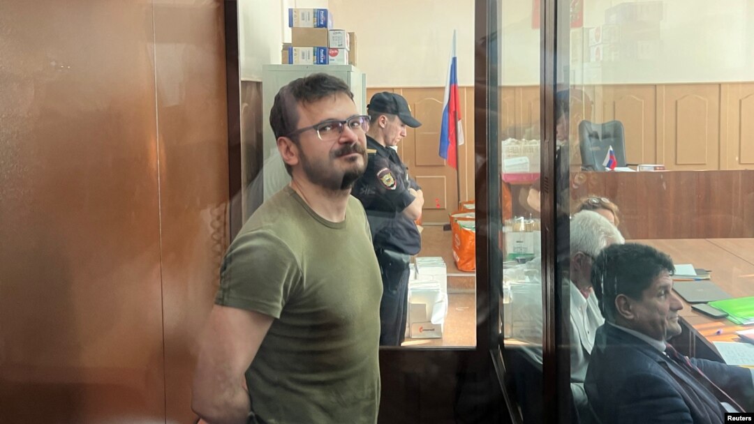 Российский оппозиционный политик Илья Яшин в судебном заседании в Москве