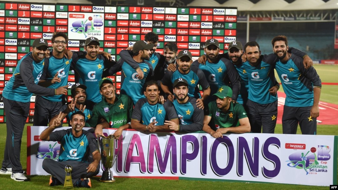 عابد علی میچ کے بہترین اور بابر اعظم سیریز کے بہترین کھلاڑی قرار