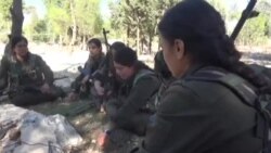 Женщины-бойцы курдских сил самообороны