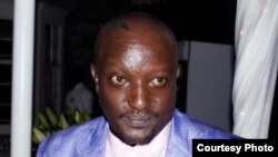  Binyavanga Wainaina