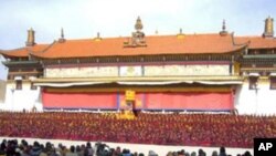 四川省阿坝格尔登寺(资料照片)