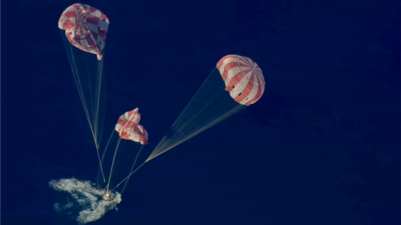 کپسول حامل فضانوردان ماموریت آرتمیس۲ در اقیانوس آرام با موفقیت فرود آمد