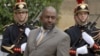 Assoumani Azali, président de Comores, arrive au Palais de l'Elysée pour rencontrer le président français Jacques Chirac, à Paris, France 16 mai 2006. epa/ HORACIO VILLALOBOS