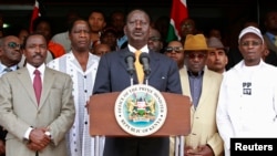 Waziri mkuu anayeondoka Raila Odinga akiwahutubia wafuasi wake Nairobi, Machi 16, 2013. 
