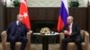 Rusia ataca puerto ucraniano antes de reunión sobre granos entre Putin y Erdogan