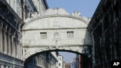 Declining Venice Population Leads to City's 'Funeral'