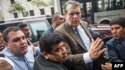 Uruguay rechazó el 3 de diciembre de 2018 una solicitud de asilo del peruano Alan García, quien había solicitado asilo en la embajada de Uruguay en Lima en noviembre, luego de que se le prohibiera salir del país a la espera de una investigación de corrupción.