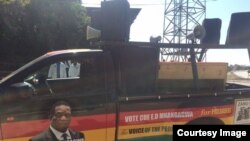 Zanu PF inonzi yakatengera vachakwikwidza zvikakarara zvemotokari izvo zvipatara zvisina mishonga nemaamburenzi.