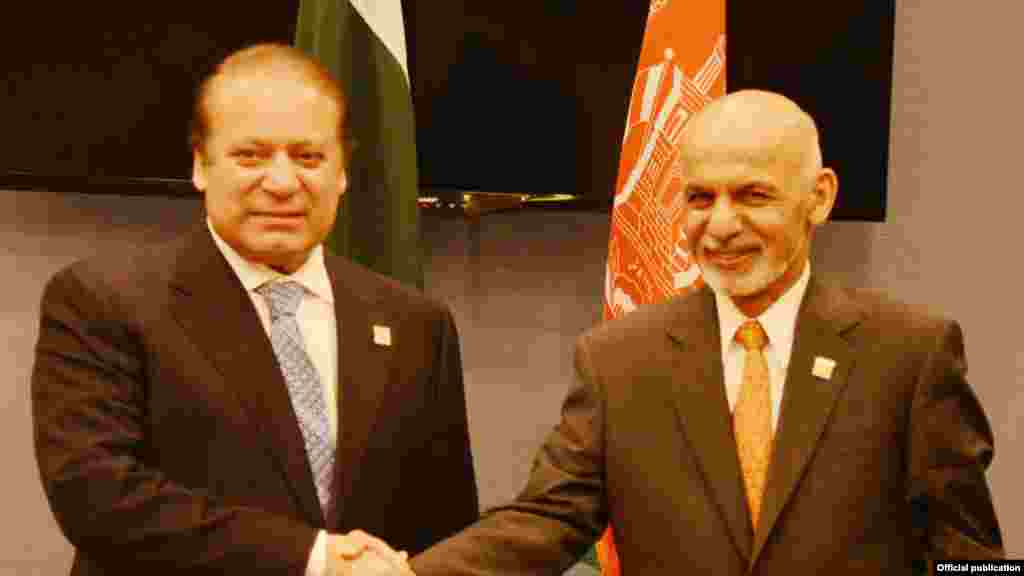 وزیراعظم نواز شریف اور افغان صدر اشرف غنی کی ملاقات میں دہشت گردی و انتہا پسندی سے نمٹنے کے امور پر بھی تبادلہ خیال کیا گیا۔