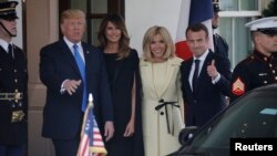 El presidente de Estados Unidos Donald Trump y la primera dama Melania Trump reciben en la Casa Blanca al presidente francés Emmanuel Macron y a su esposa Brigitte. Abril 23, 2018