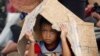 دفاع دولت فیلیپین از کمک رسانی ها به قربانیان توفان