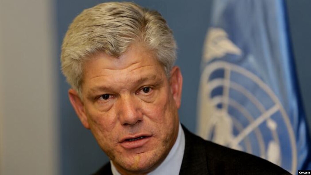 Desde julio de 2016, Hochschild ejerce el cargo de representante especial adjunto de la ONU en la República Centroafricana.