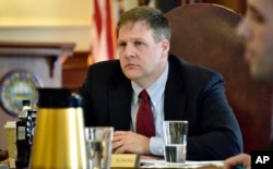 Chris Sununu