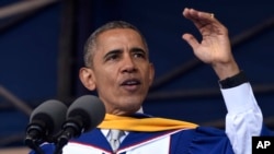 President Barack Obama gives his commencement address to the 2016 graduating class of Howard University in Washington, May 7, 2016.