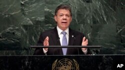 El presidente de Colombia, Juan Manuel Santos, prometió a la Asamblea General de la ONU regresar el próximo año como presidente de un país "en paz y reconciliado".