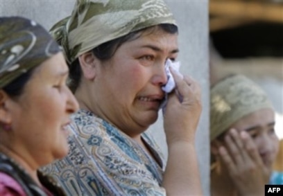 Qamoqxonada xotinimni sikishdi