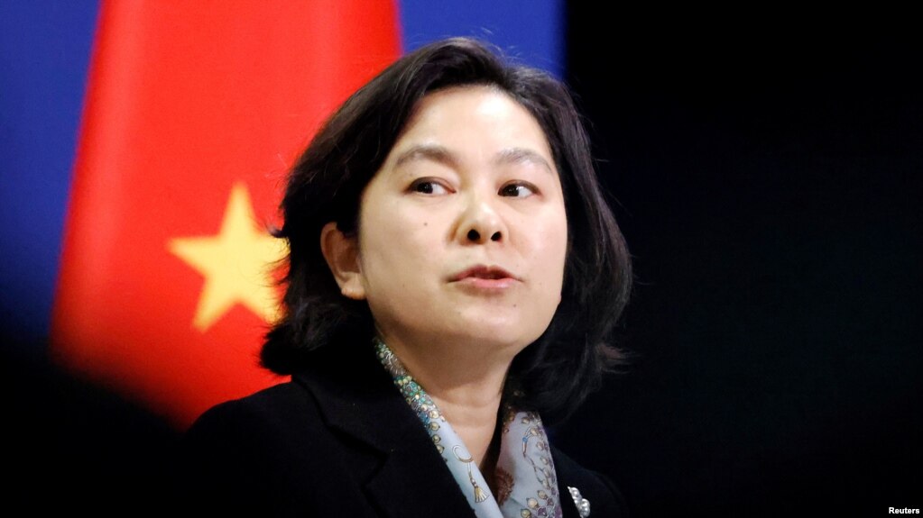 资料照片-中国外交部发言人华春莹在北京的记者会上。（2020年11月30日）(photo:VOA)