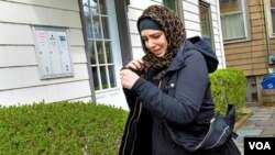 Katherine Russel, istri dari Tamerlan Tsarnaev. Informasi yang mengatakan bom dibuat di apartemen Tamerlan menimbulkan pertanyaan sejauh mana ia tahu tentang serangan Boston. 