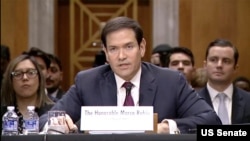 2026年1月28日，国务卿卢比奥在参议院外交关系委员会举行的一场有关美国对委内瑞拉政策的听证会上作证。在这场听证会上，他被问道美国抓捕委内瑞拉总统马杜罗是否会影响北京对台湾的行动。)