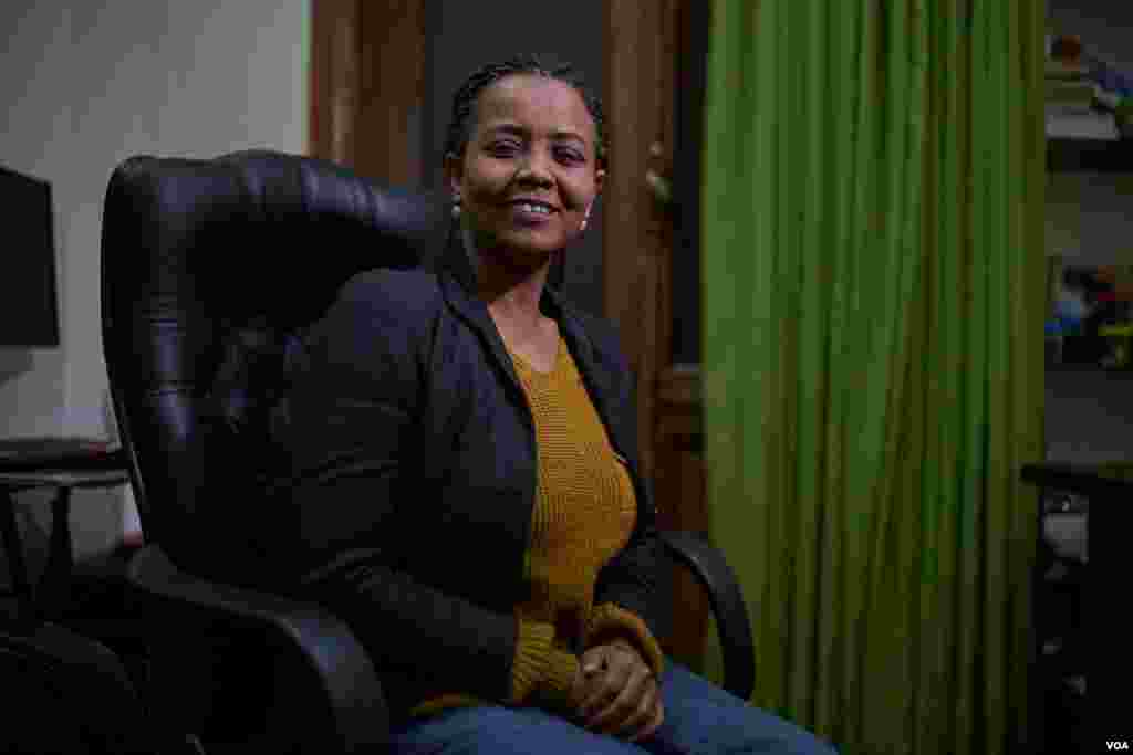 Tahani Gassim, a physiologist who works with African refugees is a Nubian from Sudan says, &quot;African refugees face too much discrimination, even me. Average Egyptians do not know much about our culture and where we came from.&quot; (H. Elrasam/VOA)