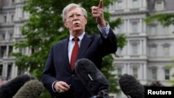 El asesor de Seguridad Nacional, John Bolton, aludió al tema de Irán ante periodistas durante una visita a Emiratos Árabes Unidos, el 29 de mayo de 2019.