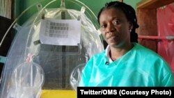Un agent de santé dans un centre de lutte contre Ebola à Beni, sur une photo publiée le 8 novembre. (Twitter/OMS) 